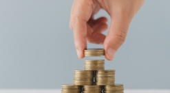 Poupança do SBPE: saque desacelera em setembro, mas pressiona fonte de financiamento imobiliário - Portas