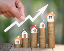 FIIs batem recorde triplo na B3: 3 milhões de investidores, patrimônio de R$ 200 bi e R$ 537 milhões negociados todos os dias; veja o ranking (e-Investidor)